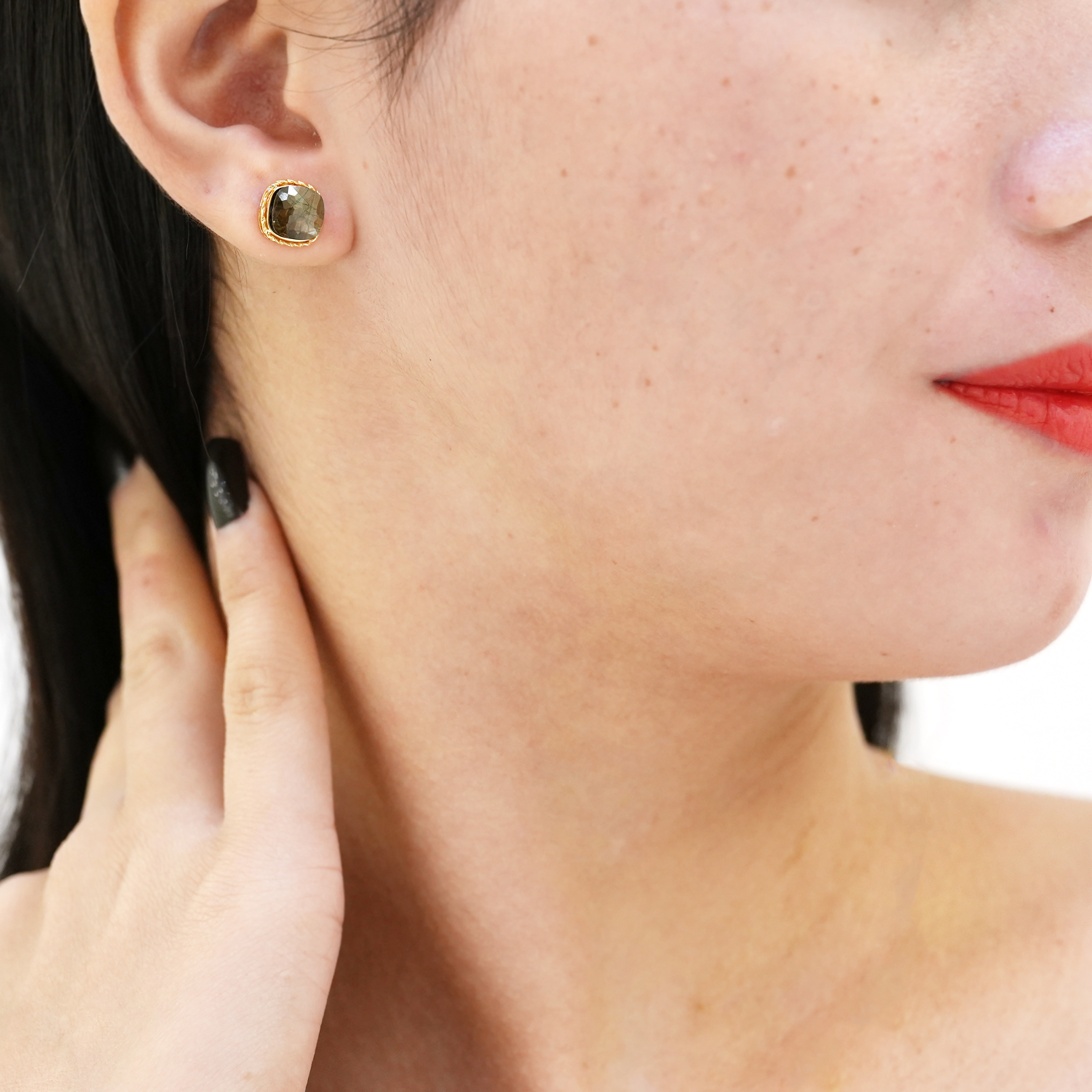 Andrea Gold Sheen Earrings